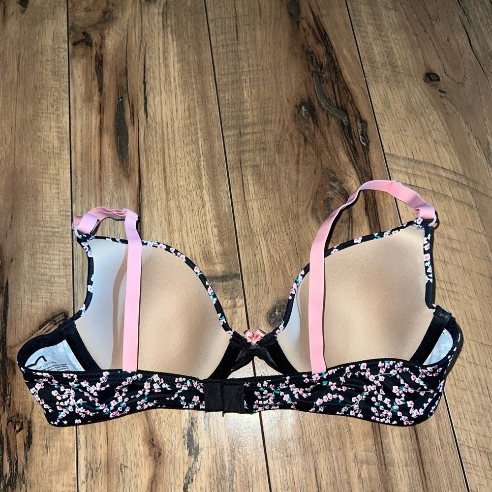 maiden form bra - Picture 4 of 4